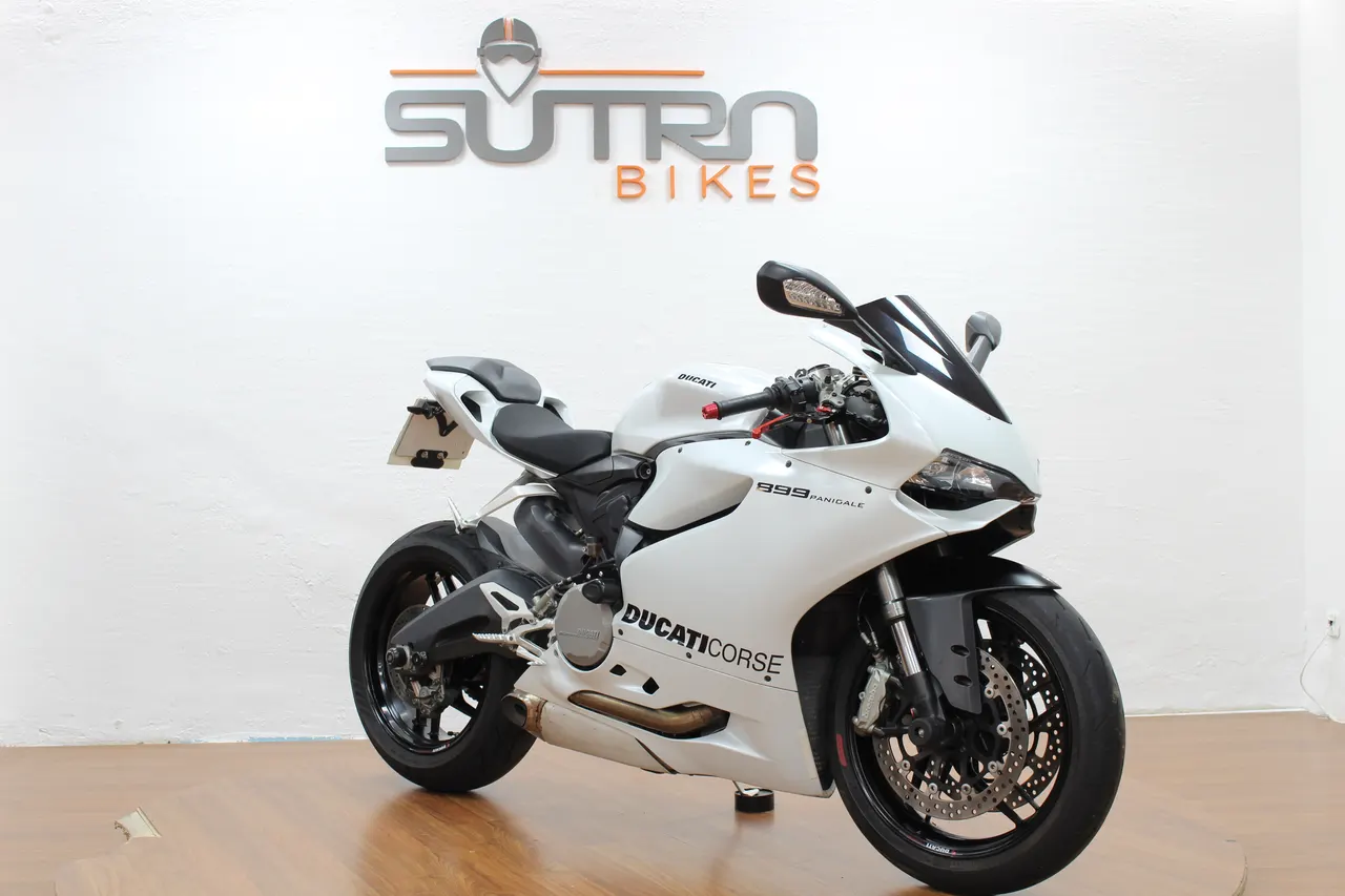 Ducati PANIGALE 899