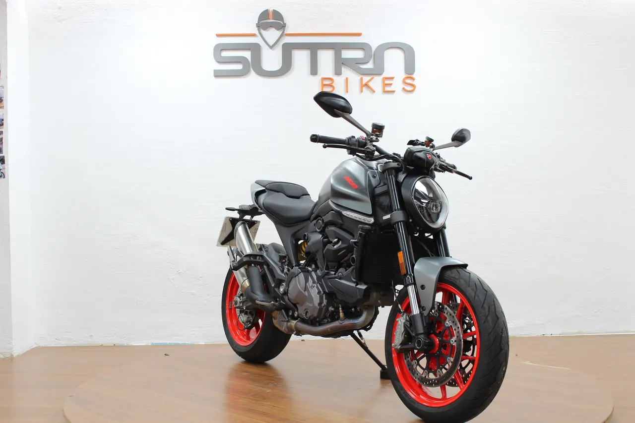 Ducati MONSTER 937