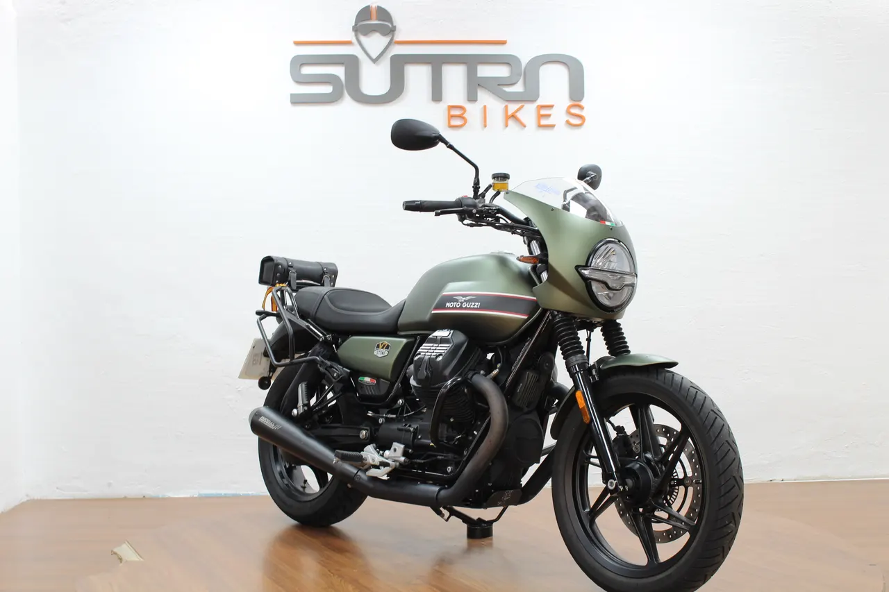 Moto Guzzi V7 STONE