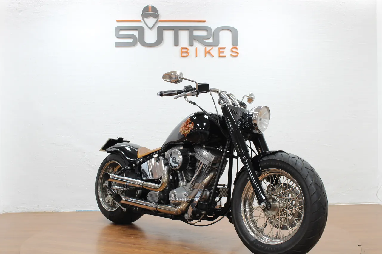 Harley-Davidson CR- FLST SOFTAIL