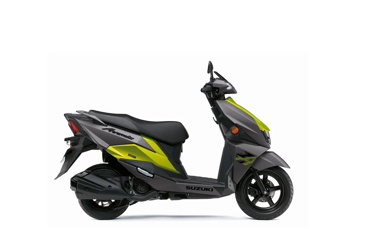 Suzuki Avenis