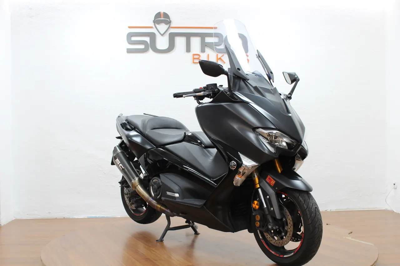 Yamaha T-MAX 530 DX