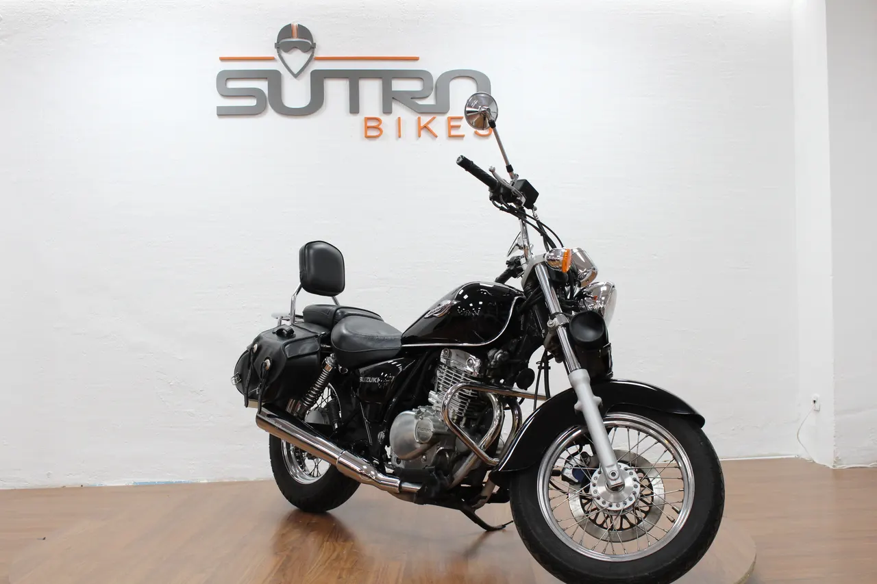 Suzuki MARAUDER 250